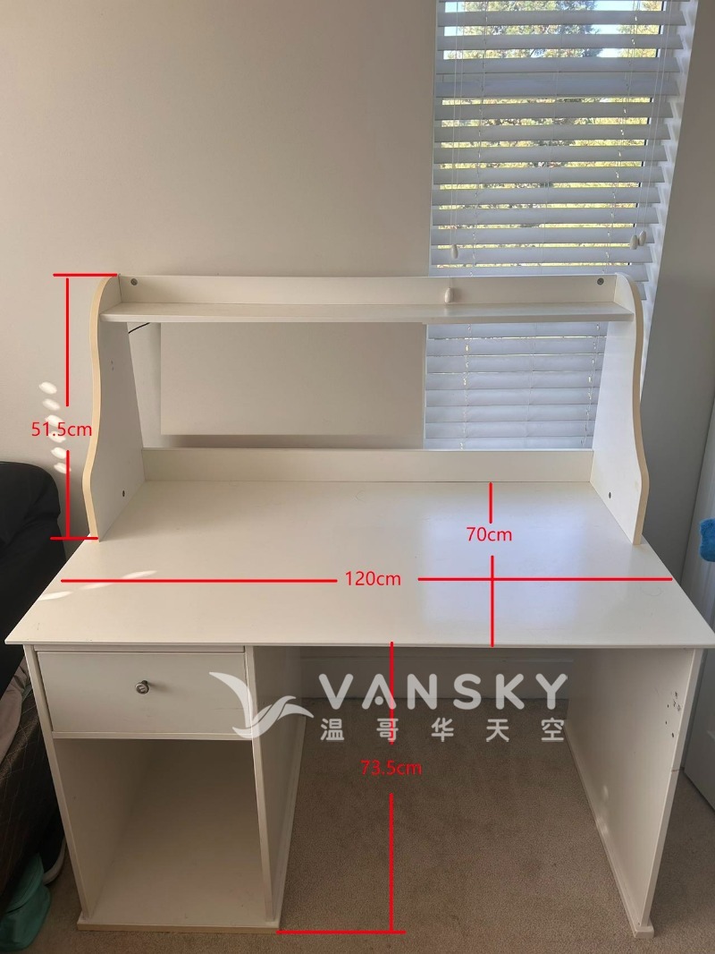 241013144653_desk 2.jpg